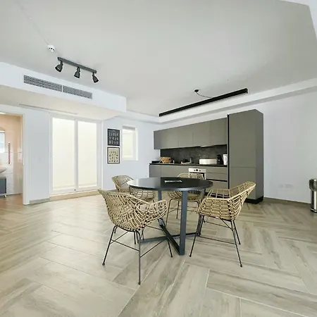 The Cube Modern Open Space In Gzira Exterior photo